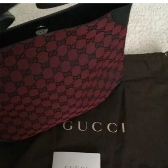 Gucci Purse 😍 - Picture 5 of 6